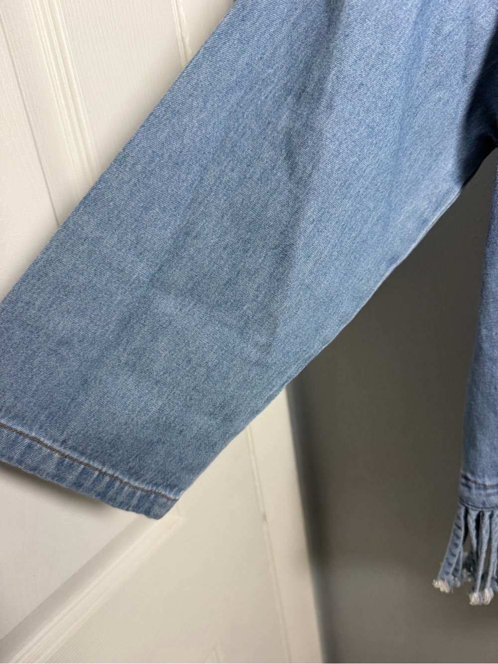Light Blue Fringe-Hem Blouse with Three-Quarter Sleeves - Picture 3 of 7